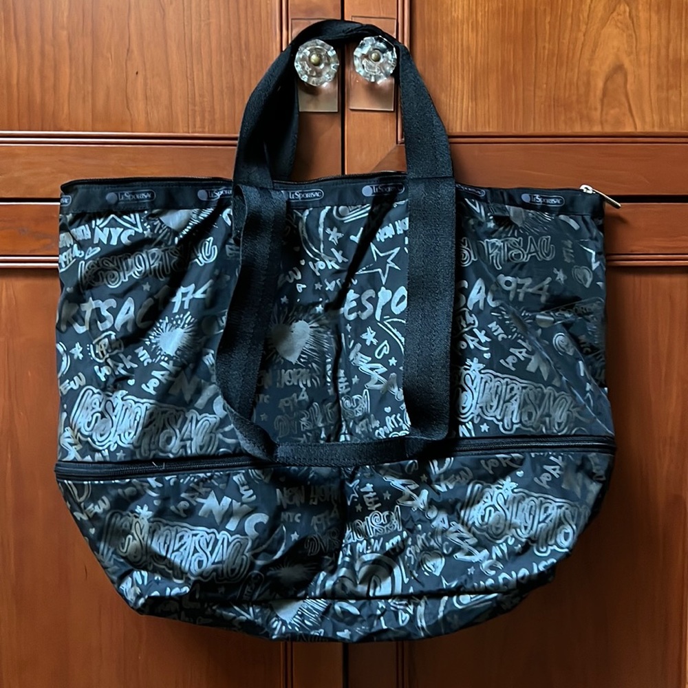 Lesportsac tote bag